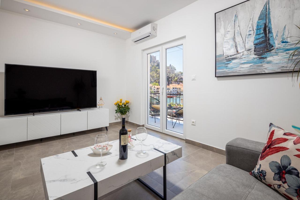 Apartment Navika Omis Ngoại thất bức ảnh