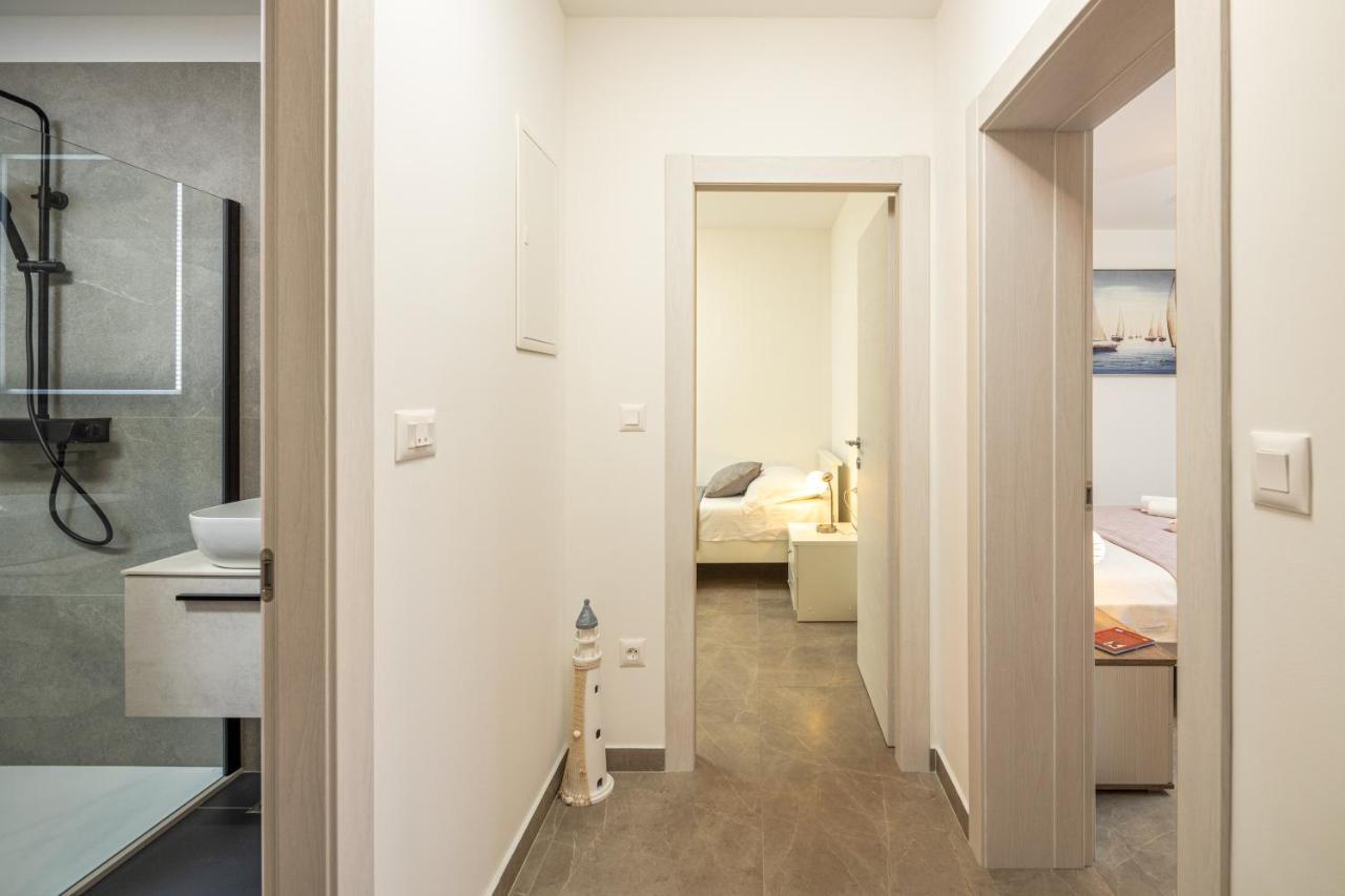 Apartment Navika Omis Ngoại thất bức ảnh